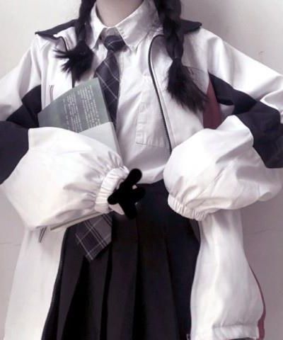 [补番]废物美人，氪金成神（梵水喵）