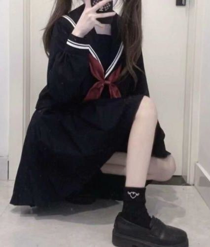 【完结】最终她成为魔尊 作者：谢意