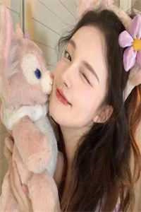 [完结]《扮演清纯炮灰引诱主角强制爱了 原名 小美人在不同世界扮演清纯人设》作者：不蘸糖（np）